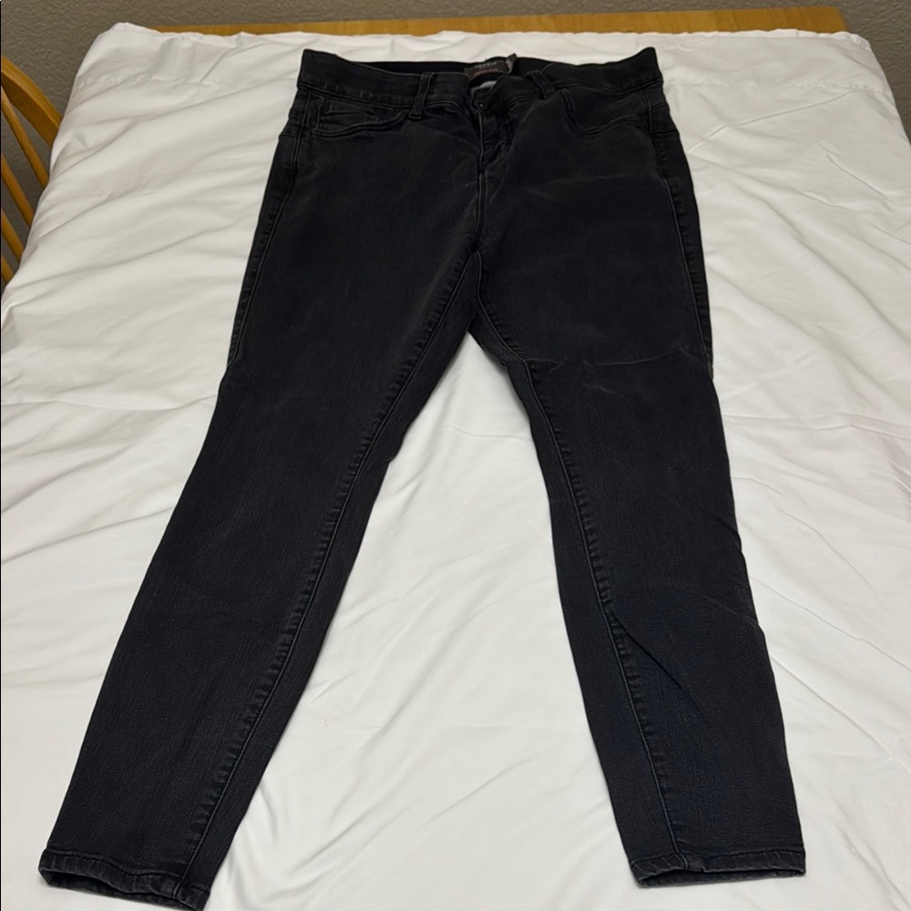 Torrid Bombshell Skinny